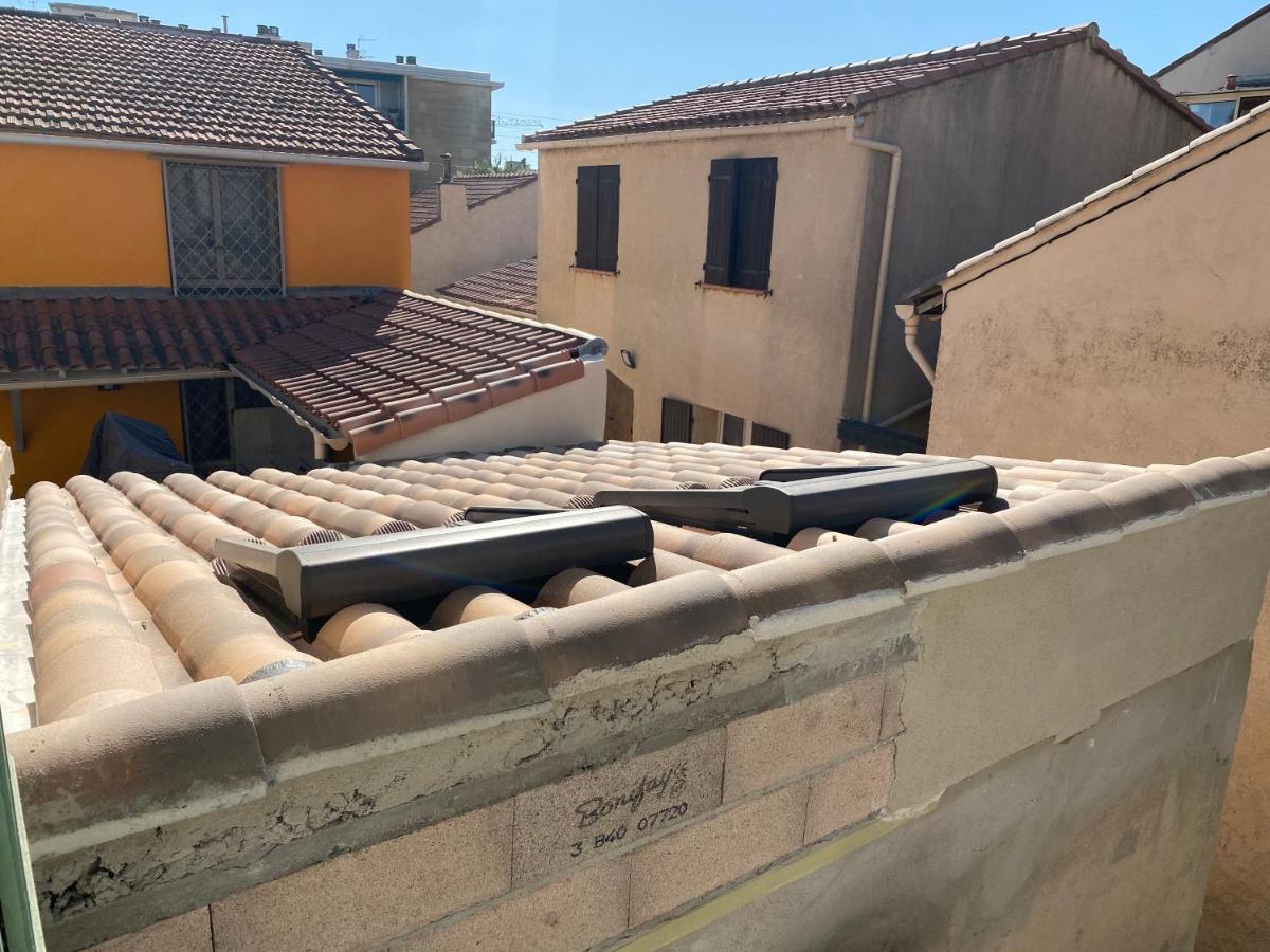 Le 9Ieme Entracte Hotel Marseille Exterior photo